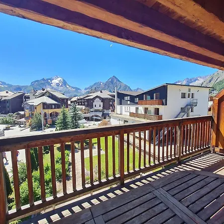 Northern Alps With Balcony Apartment Les Deux Alpes